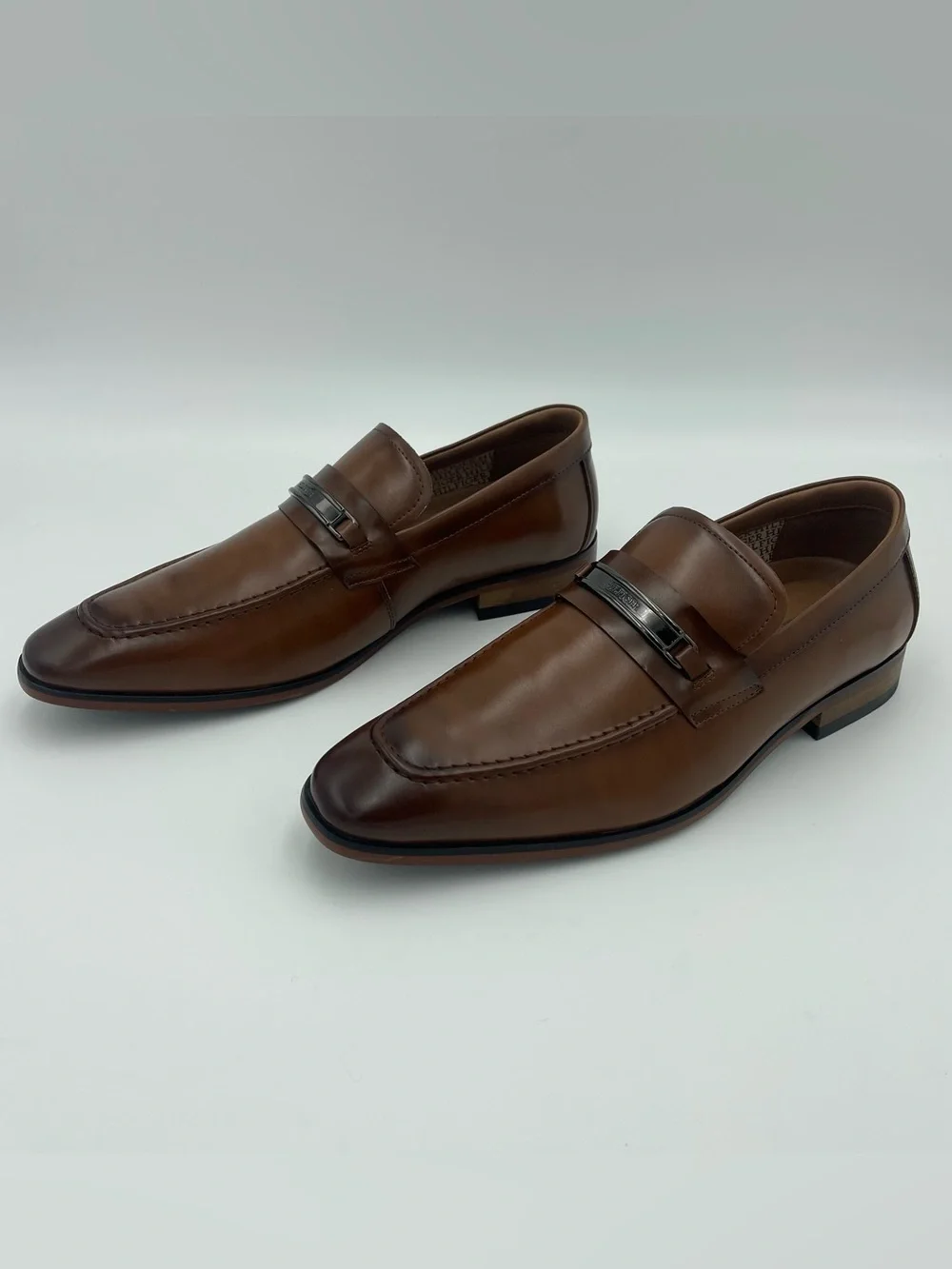Tommy Hilfiger Speer SZ 9M Men Cognac Faux Leather Classic Loafer new no box